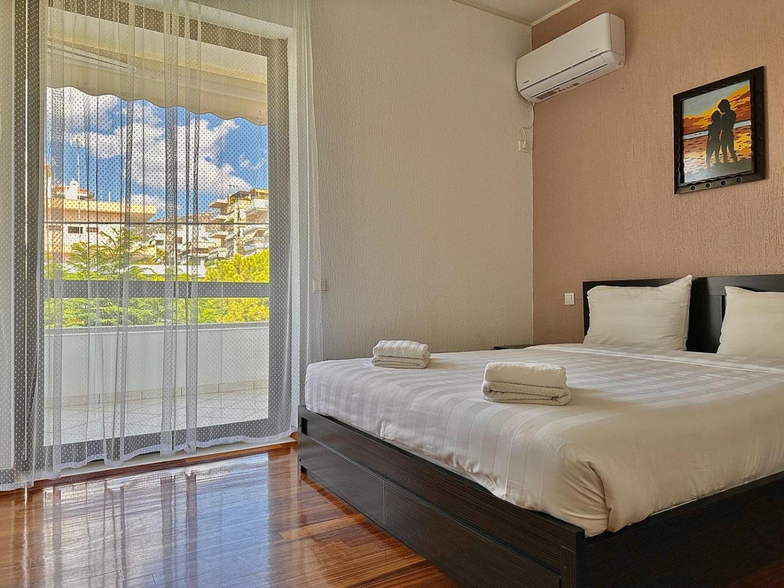 Glyfada Grand *