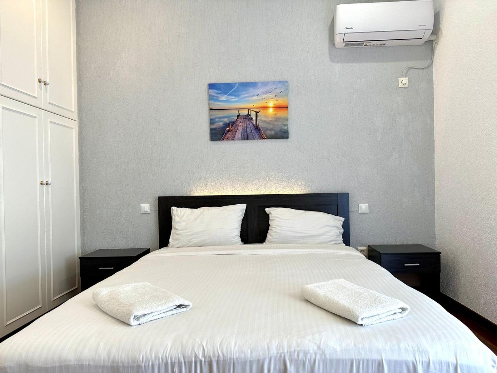 Glyfada Grand Apartment