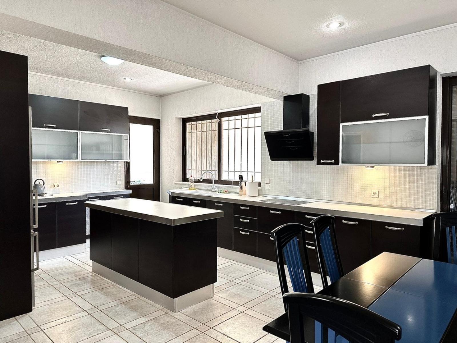 Apartment Glyfada Grand *