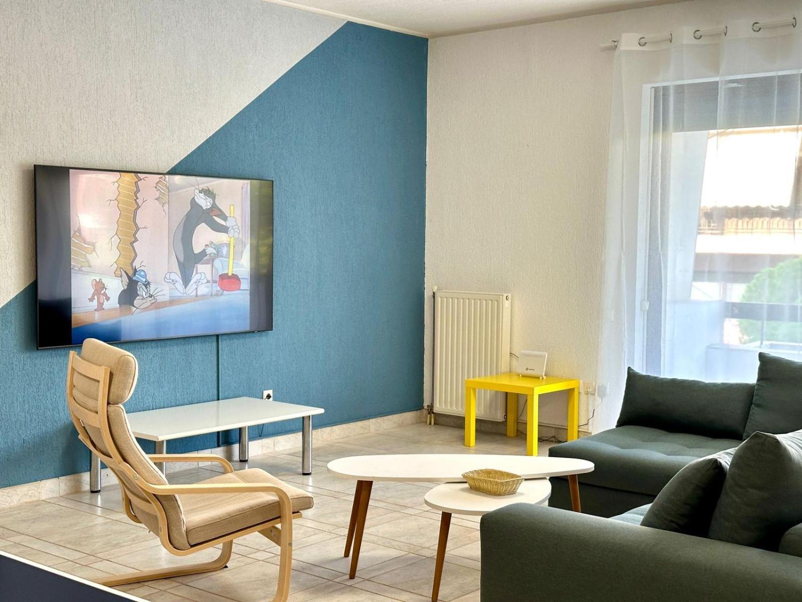 Glyfada Grand Apartment